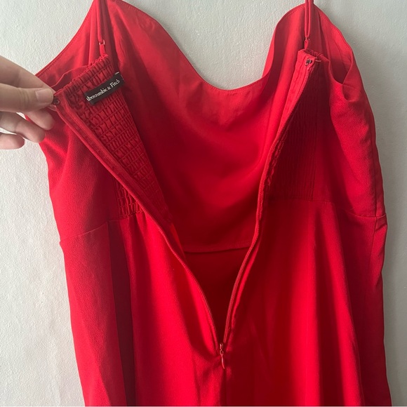 Abercrombie and Fitch Red MIDI Dress Size Large Petite - Picture 7 of 7